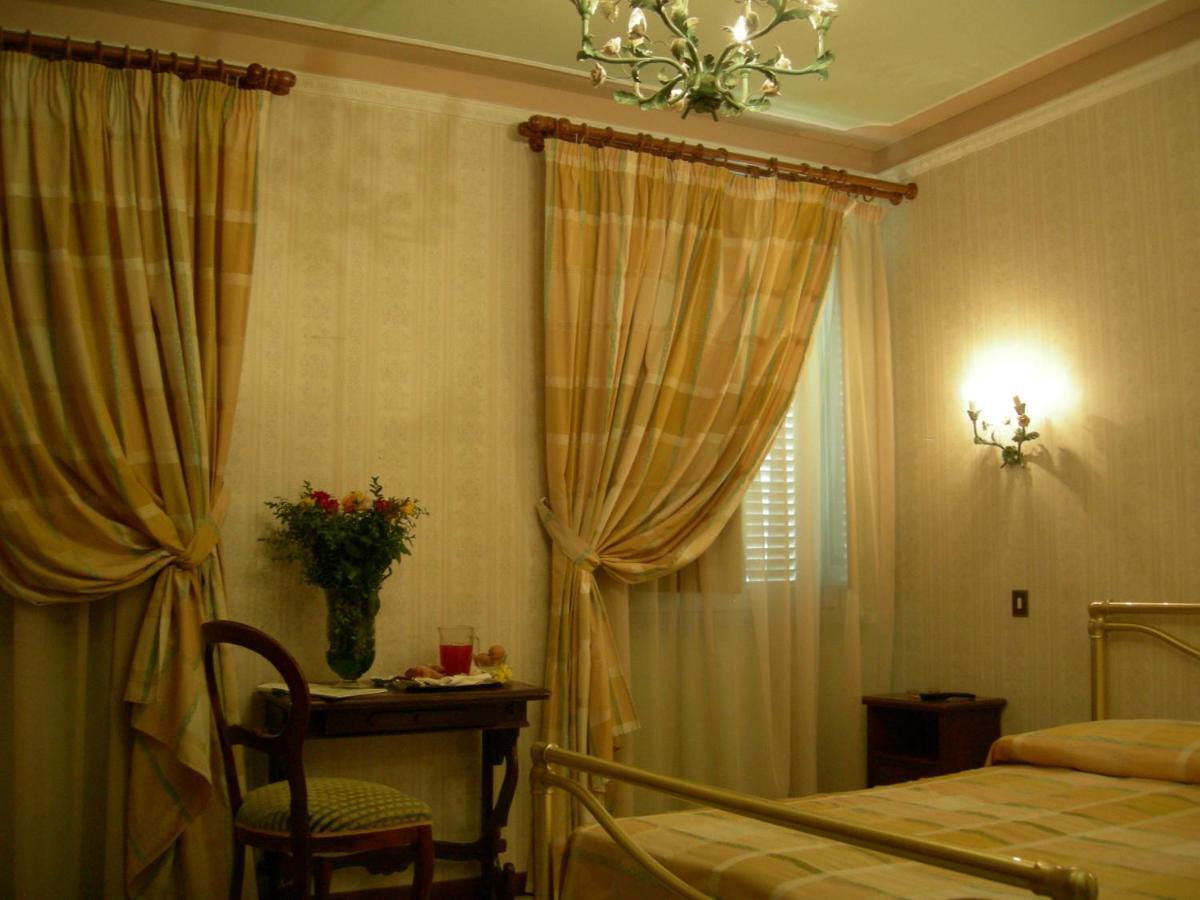 Hotel Villa San Donino Citta di Castello Luaran gambar