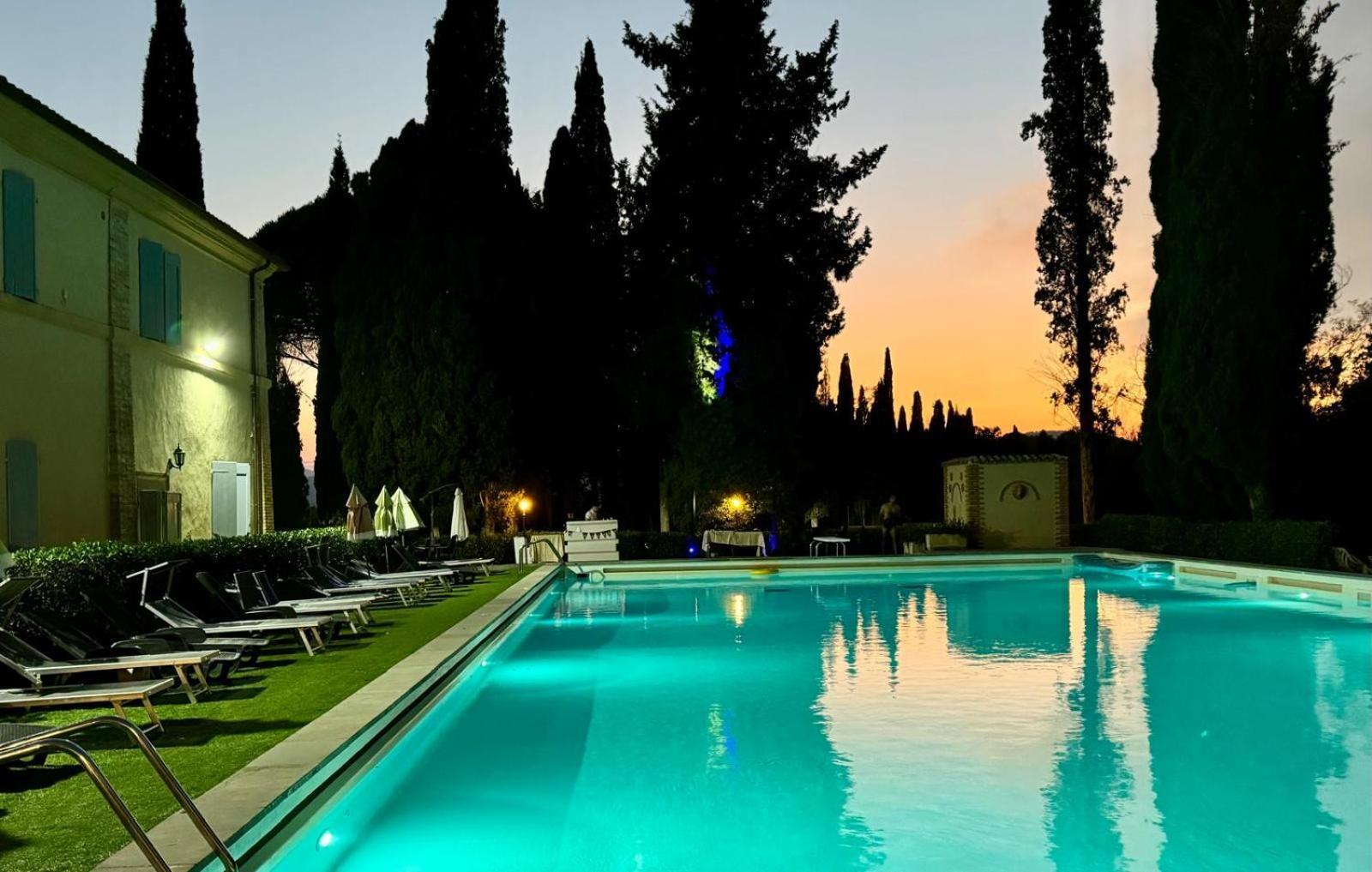 Hotel Villa San Donino Citta di Castello Luaran gambar
