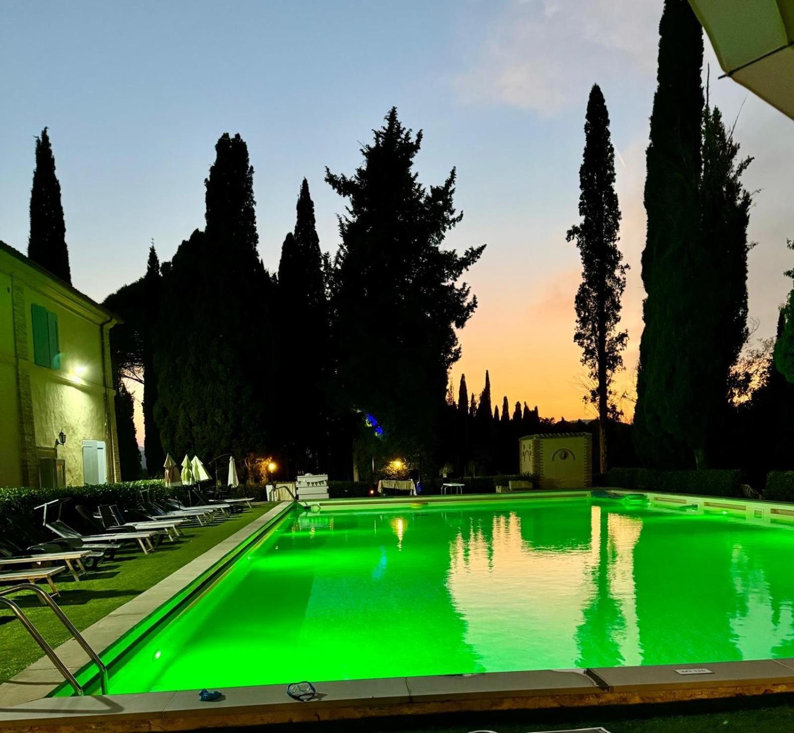 Hotel Villa San Donino Citta di Castello Luaran gambar